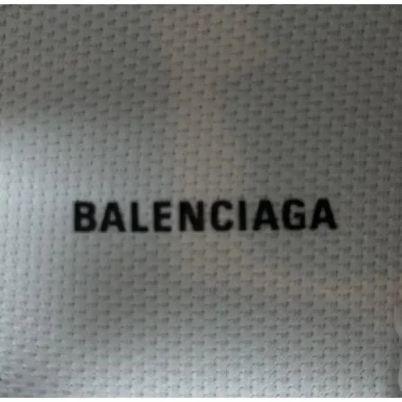 Size 41EU/8US - Balenciaga Triple S Allover Logo Sneakers🤍 New/Retail $1.2K!